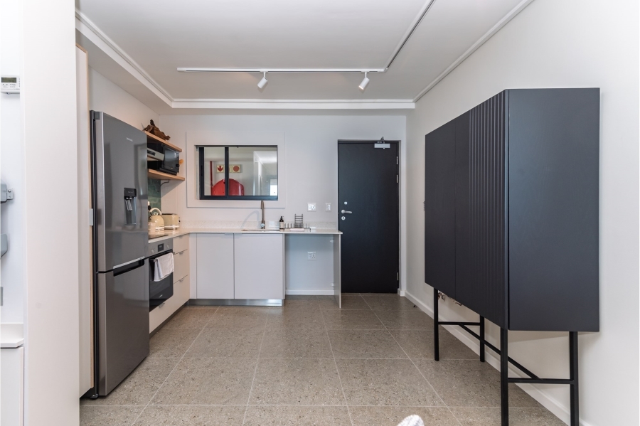 To Let 2 Bedroom Property for Rent in Muizenberg Western Cape